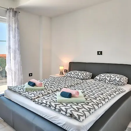 Casa De Rulo By Interhome Šišan
