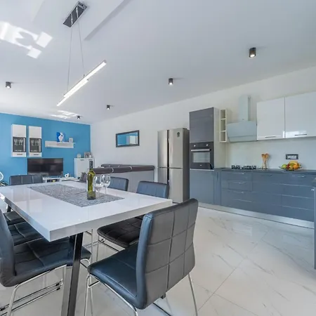Casa De Rulo By Interhome * Šišan