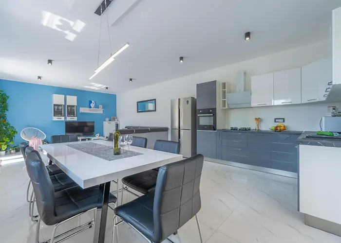 Casa De Rulo By Interhome * Šišan
